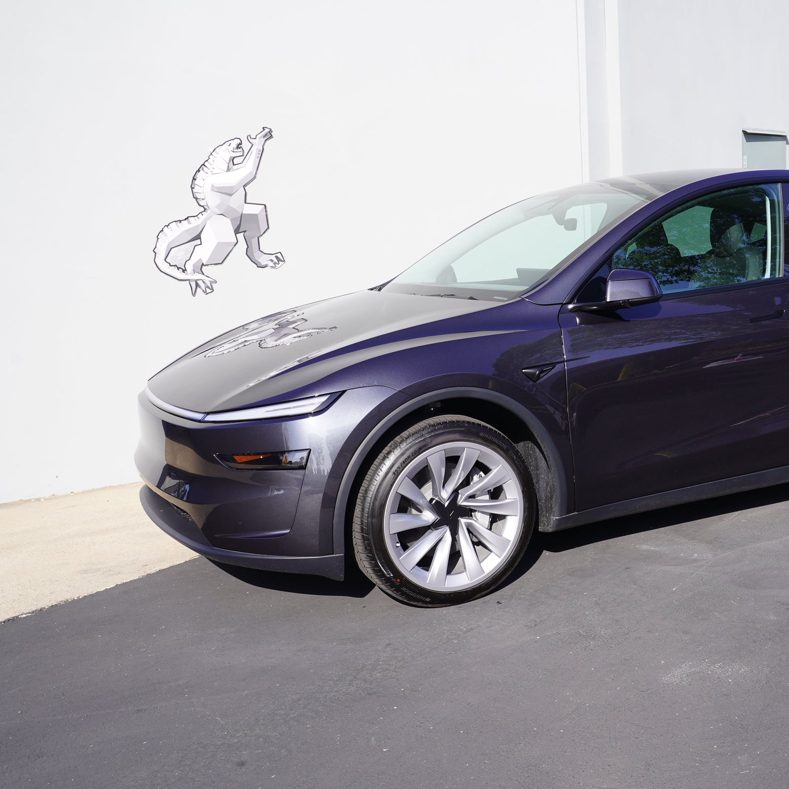 Tesla Model Y Juniper Wheel Cover