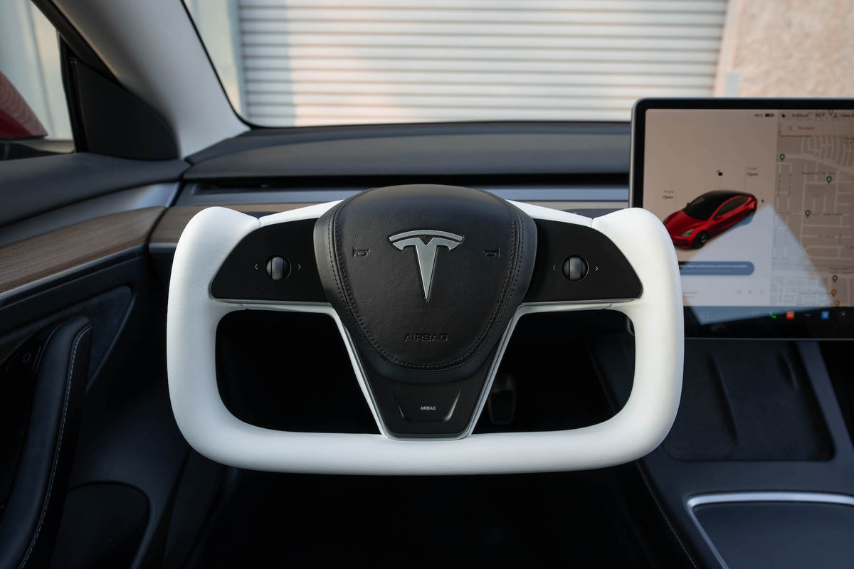 TESPLUS YOKE Style Steering Wheel Plaid Edition - White Nappa Leather